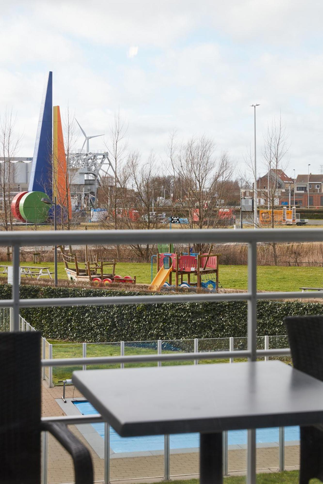 Holiday Suites Zeebrugge Экстерьер фото