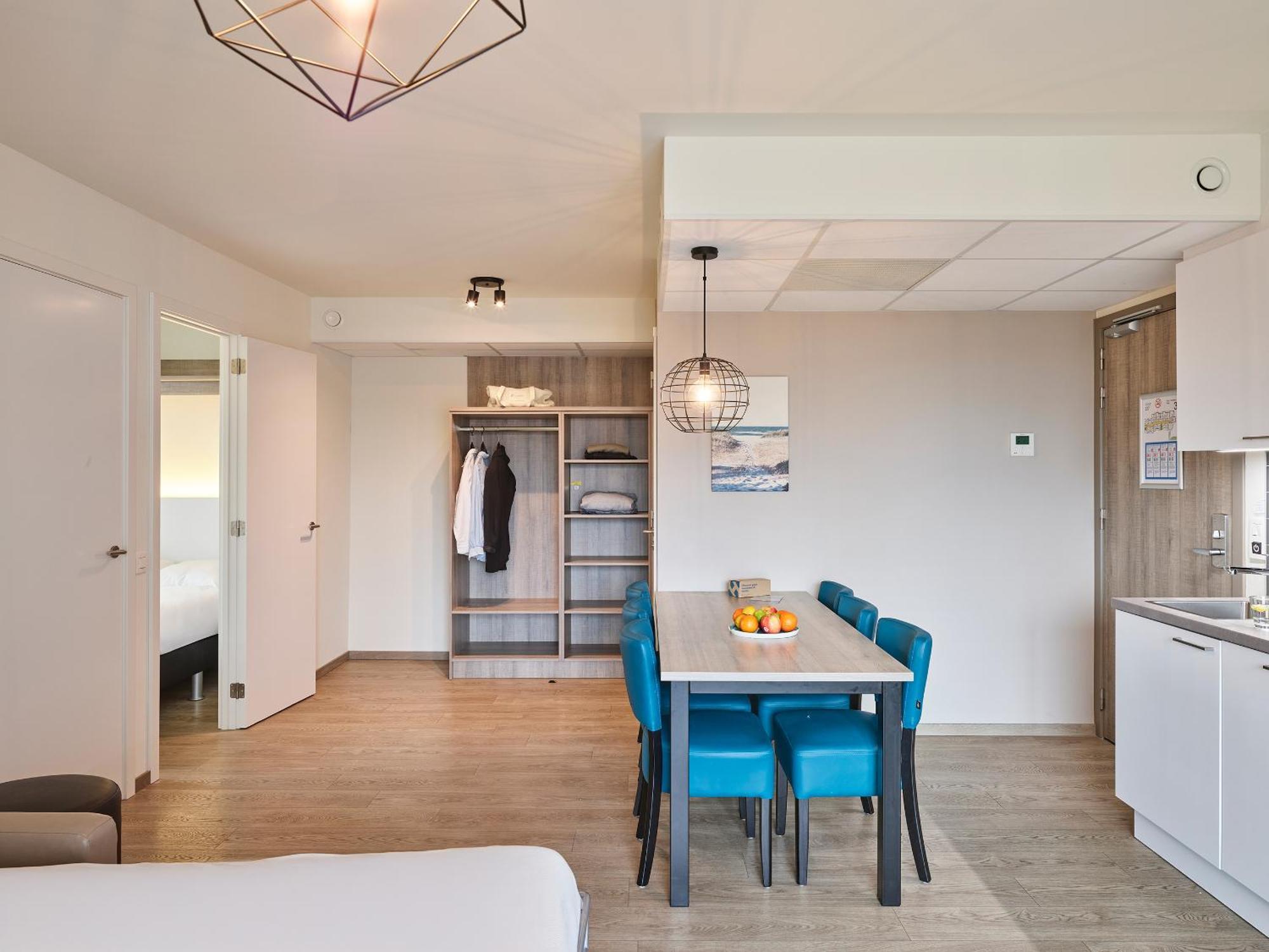 Holiday Suites Zeebrugge Экстерьер фото